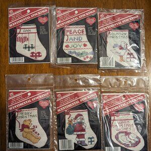 Crewel Needlepoint Vintage Banar Designs Stockings Embroidery Kit 1998 lot of 6